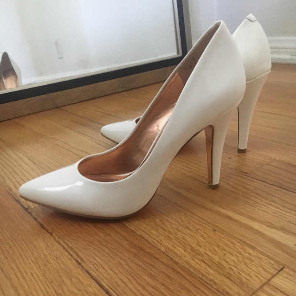 Classy White BCBG high heels